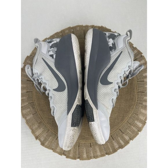 Nike Zoom Lebron Witness 2 Men SIZE 9 Basketball Shoes Cool Gray 942518-002 main image 12